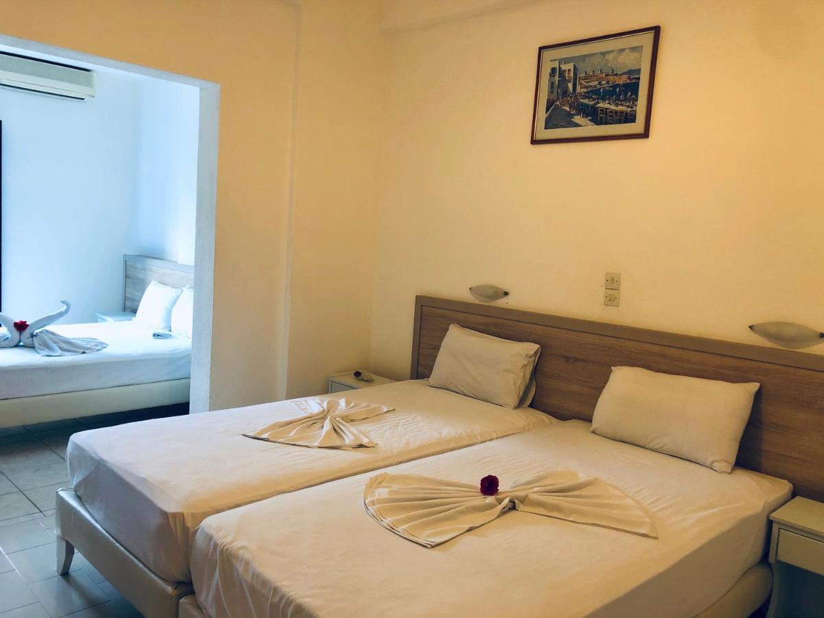 Flisvos Rooms Frangocastelo Exterior photo